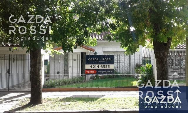 Casa · 104m² · 4 Ambientes · 1 Cochera