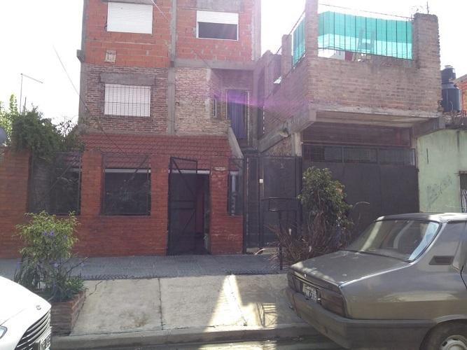 Casa · 164m² · 3 Ambientes · 1 Cochera