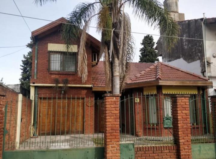 Casa · 450m² · 3 Ambientes
