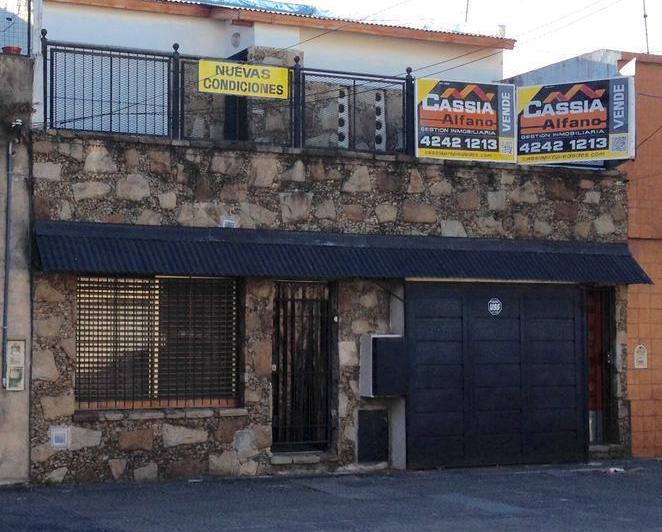 Casa · 150m² · 5 Ambientes · 1 Cochera