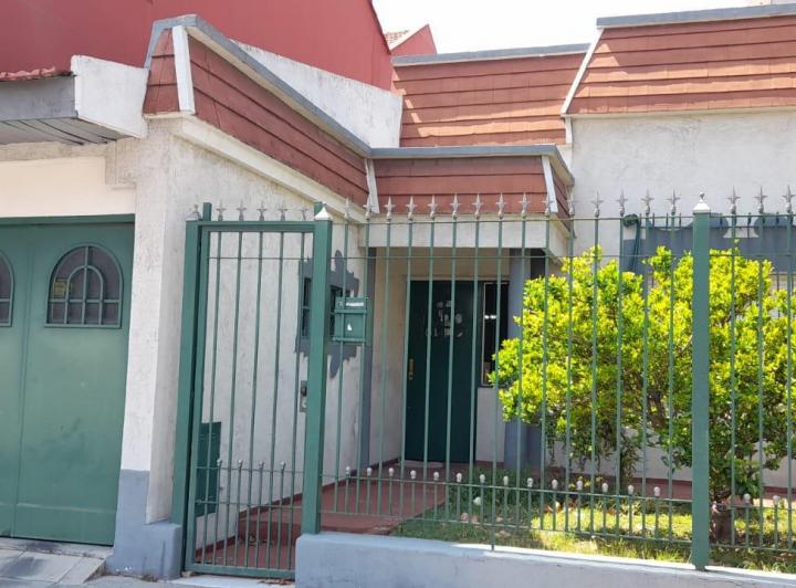 Casa · 170m² · 3 Ambientes · 1 Cochera