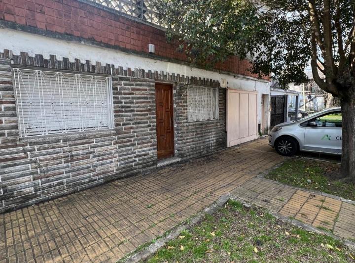 Casa · 130m² · 3 Ambientes · 1 Cochera
