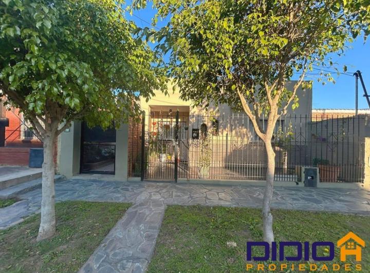 Casa · 157m² · 6 Ambientes