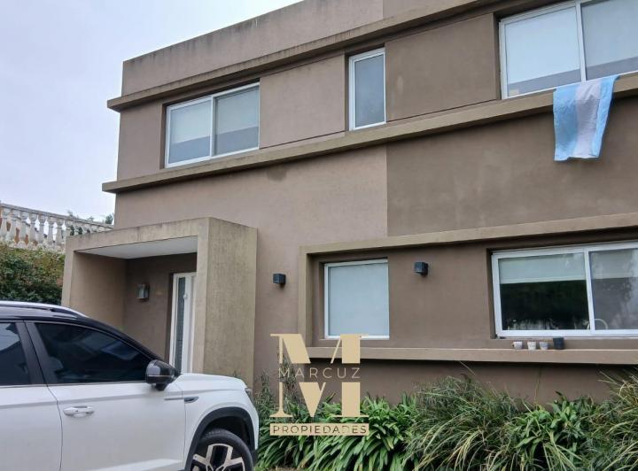 Casa · 180m² · 5 Ambientes