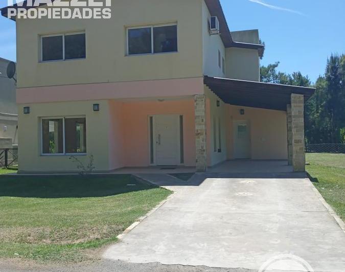 Casa · 180m² · 4 Ambientes