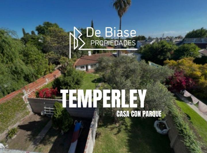 Casa · 1m² · 4 Ambientes · 1 Cochera