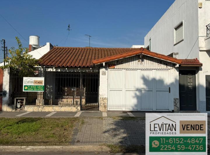Casa · 128m² · 6 Ambientes · 1 Cochera