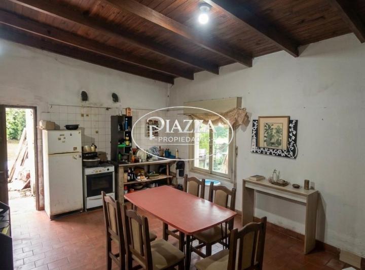Casa · 100m² · 4 Ambientes · 1 Cochera