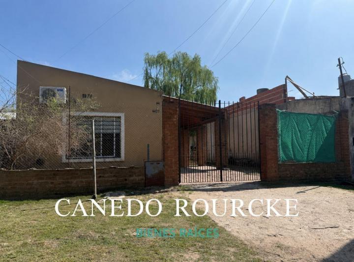 Casa · 65m² · 2 Ambientes · 2 Cocheras