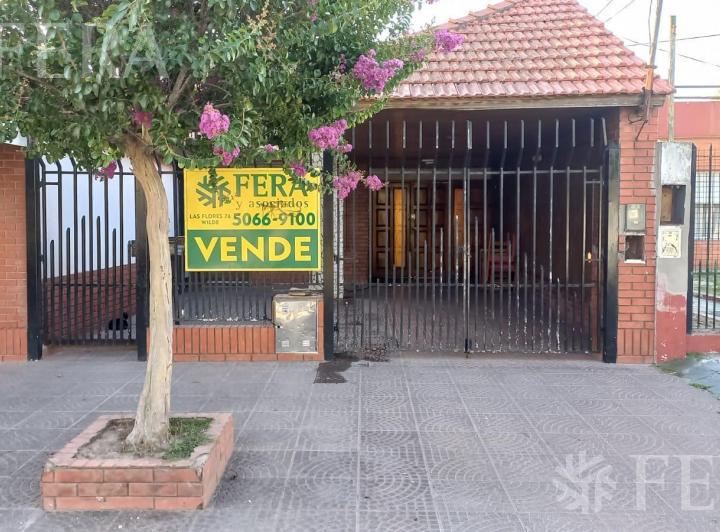 Casa · 140m² · 3 Ambientes · 1 Cochera