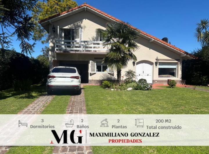 Casa · 200m² · 5 Ambientes · 1 Cochera