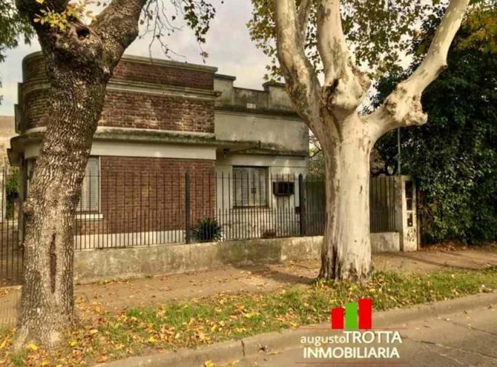 Casa · 450m² · 3 Ambientes