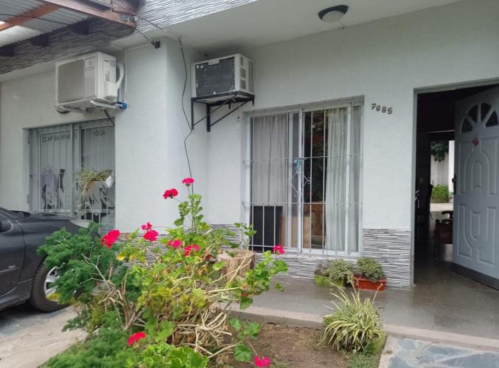 Casa · 110m² · 5 Ambientes · 1 Cochera