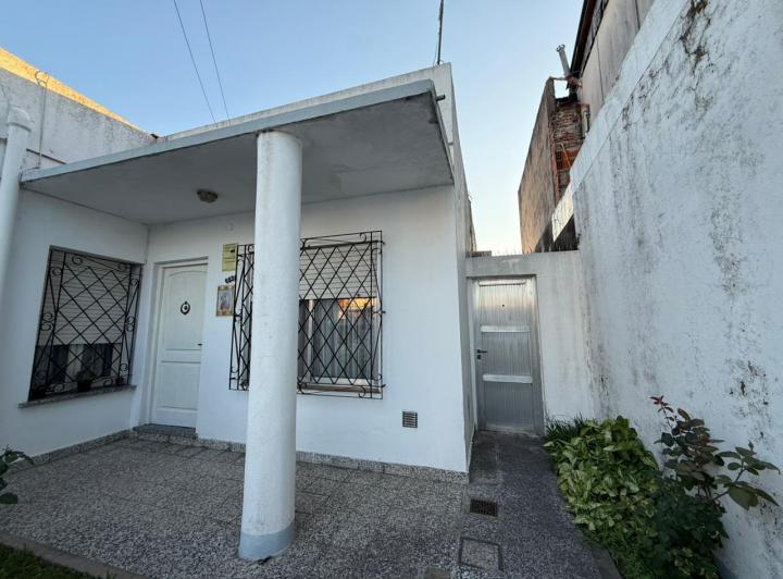 Casa · 280m² · 3 Ambientes · 1 Cochera