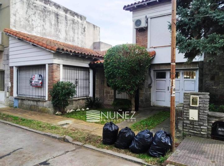 Casa · 150m² · 4 Ambientes · 1 Cochera