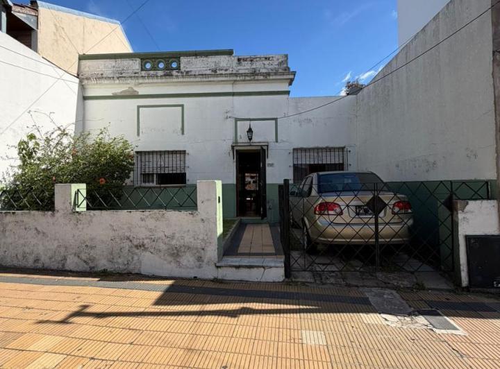 Casa · 207m² · 3 Ambientes · 1 Cochera