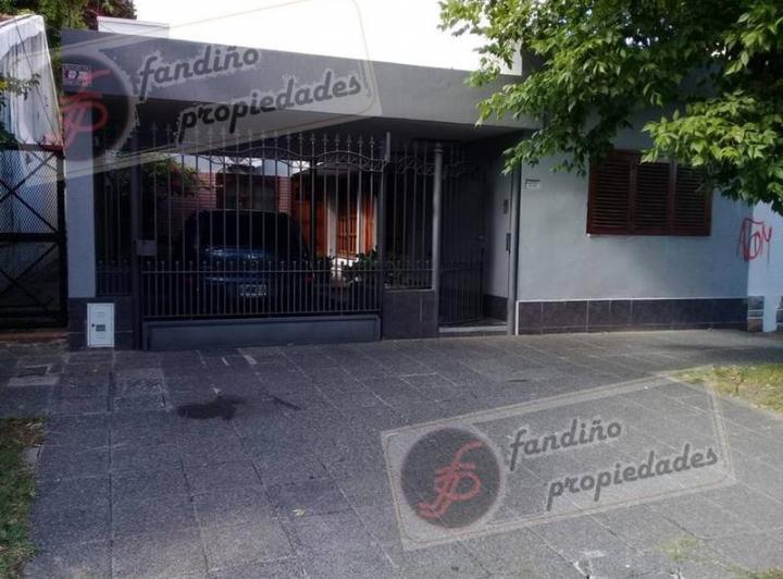 Casa · 134m² · 4 Ambientes · 1 Cochera