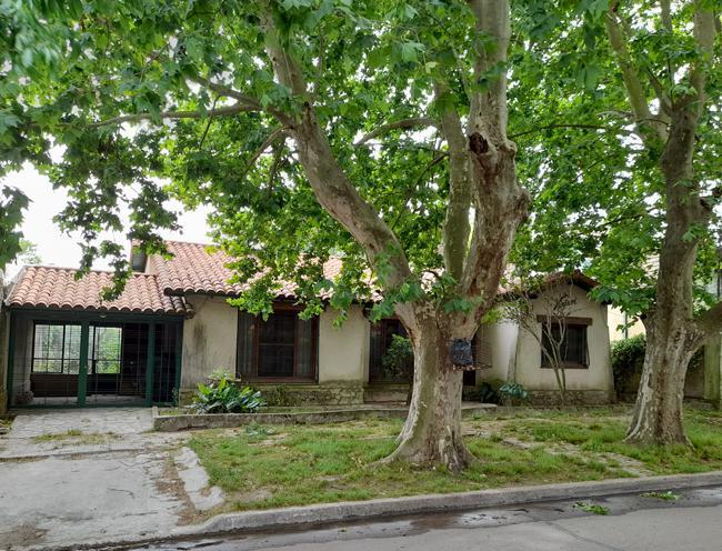 Casa · 135m² · 4 Ambientes · 1 Cochera