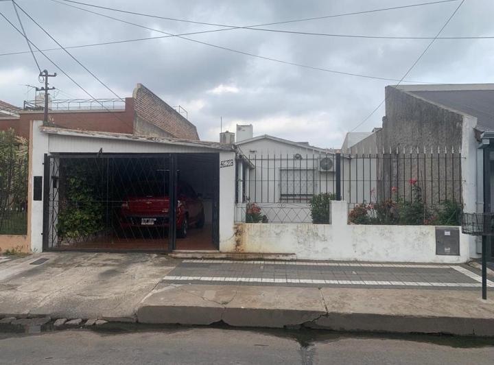 Casa · 117m² · 3 Ambientes · 1 Cochera