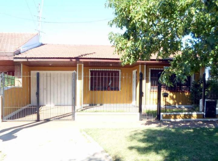 Casa · 140m² · 5 Ambientes