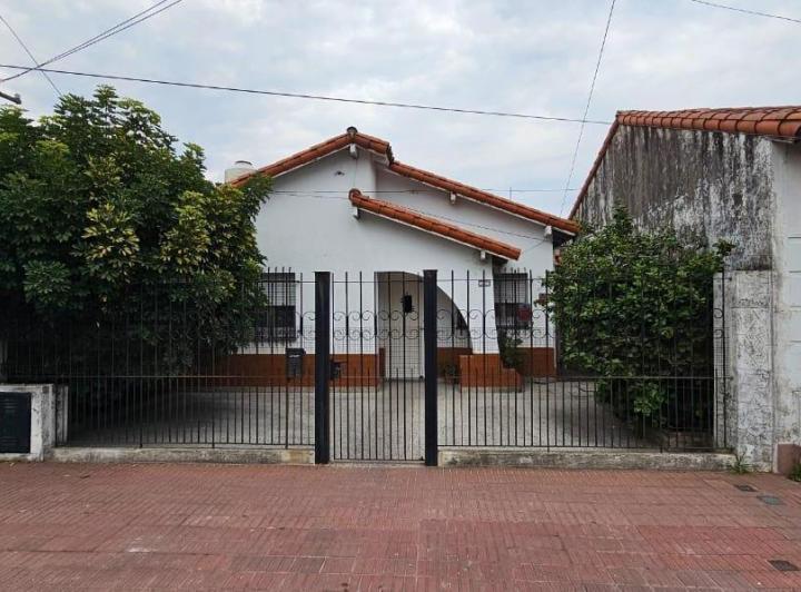 Casa · 1ha · 4 Ambientes