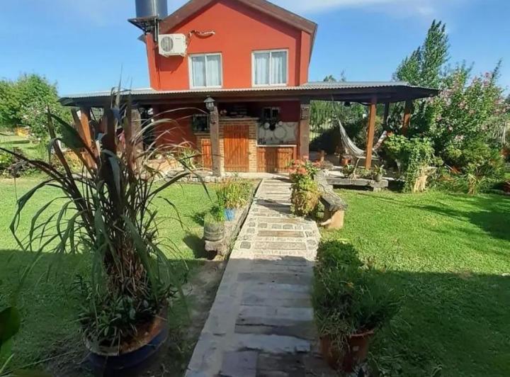 Casa · 250m² · 3 Ambientes