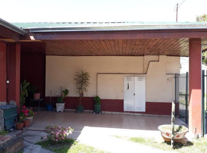 Casa · 200m² · 4 Ambientes · 1 Cochera
