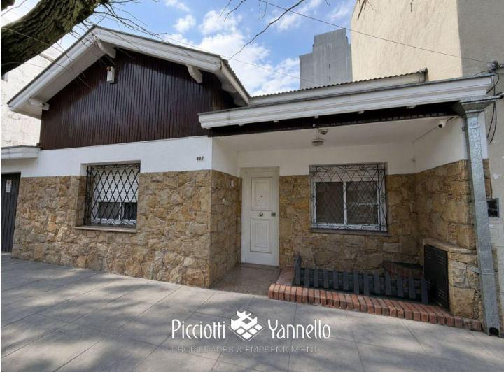 Casa · 157m² · 4 Ambientes · 1 Cochera