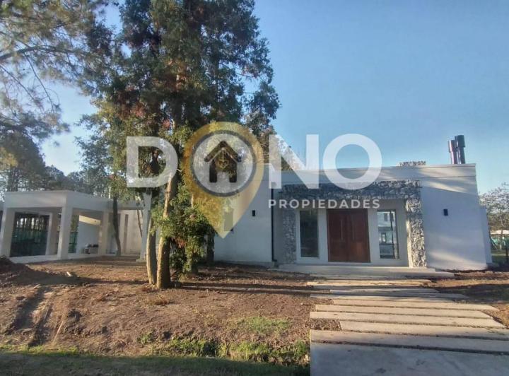 Casa · 121m² · 4 Ambientes · 1 Cochera