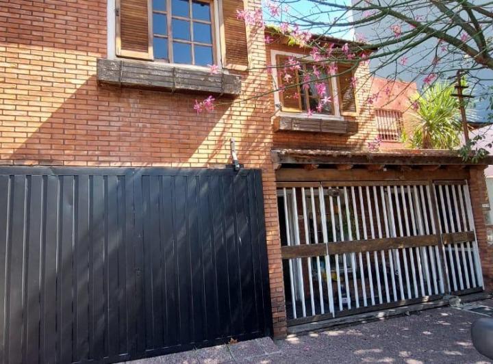 Casa · 154m² · 3 Ambientes · 1 Cochera