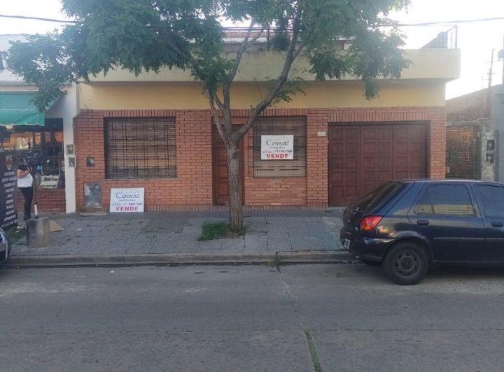 Casa · 120m² · 4 Ambientes · 1 Cochera