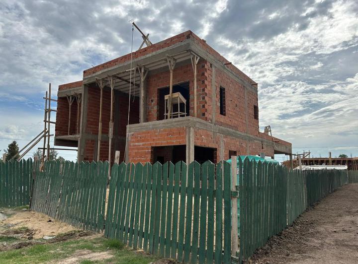 Casa · 235m²