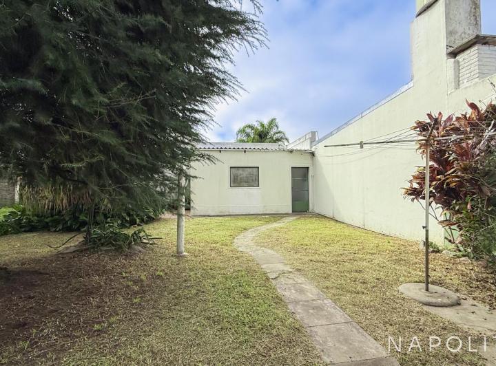 Casa · 130m² · 3 Ambientes · 2 Cocheras
