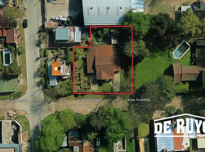 Casa · 228m² · 4 Ambientes · 3 Cocheras