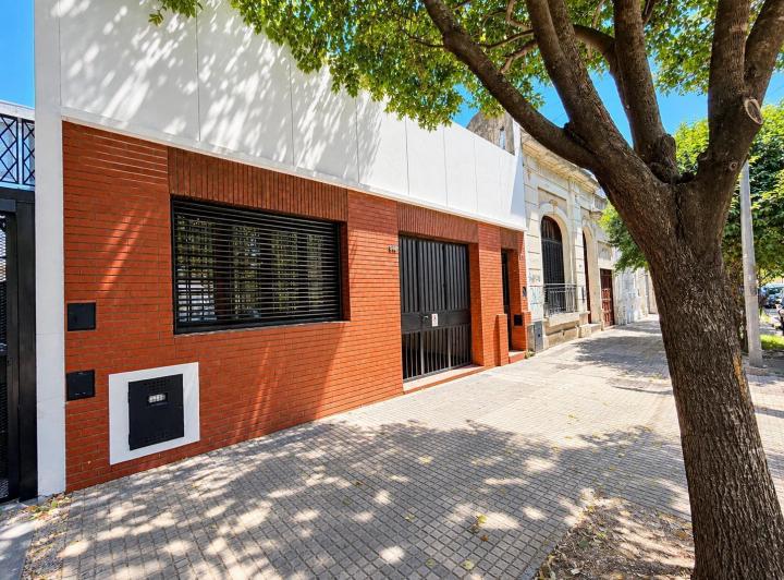 Casa · 130m² · 4 Ambientes · 1 Cochera