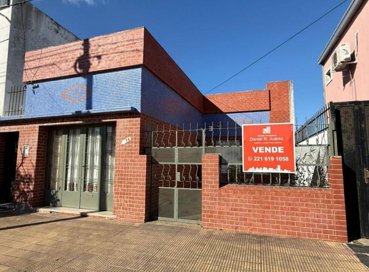 Casa · 180m² · 5 Ambientes · 1 Cochera