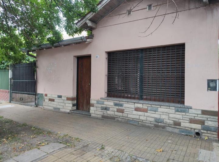 Casa · 100m² · 2 Ambientes · 1 Cochera