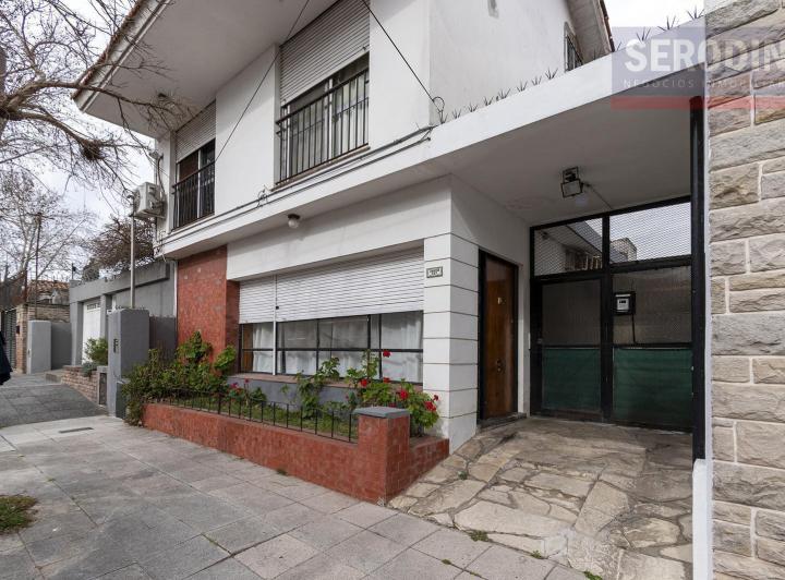 Casa · 166m² · 4 Ambientes · 1 Cochera