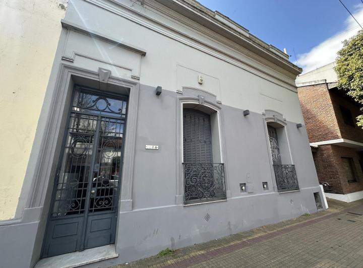 Casa · 120m² · 7 Ambientes