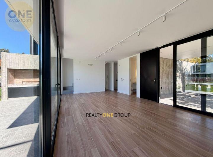 Casa · 152m² · 5 Ambientes · 1 Cochera