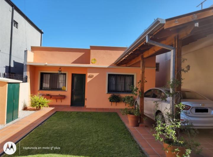 Casa · 137m² · 4 Ambientes · 1 Cochera
