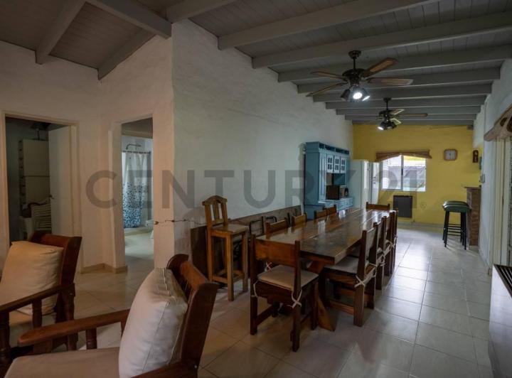 Casa · 100m² · 2 Dormitorios