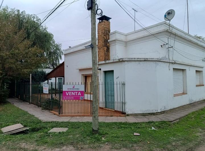 Casa · 85m² · 4 Ambientes · 2 Cocheras
