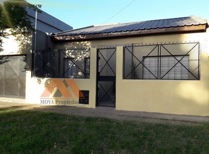 Casa · 70m² · 3 Ambientes · 1 Cochera