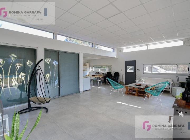 Casa · 97m² · 2 Ambientes · 2 Cocheras