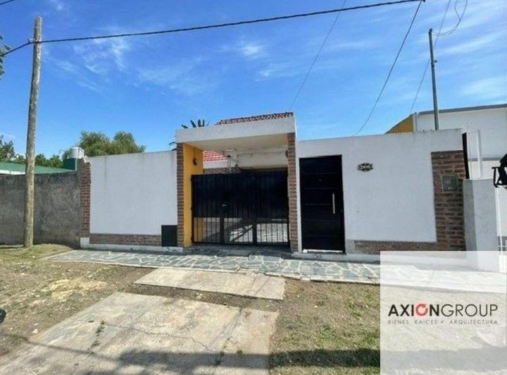 Casa · 110m² · 4 Ambientes · 1 Cochera