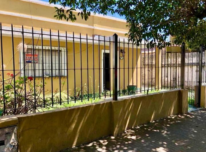 Casa · 110m² · 3 Ambientes · 3 Cocheras