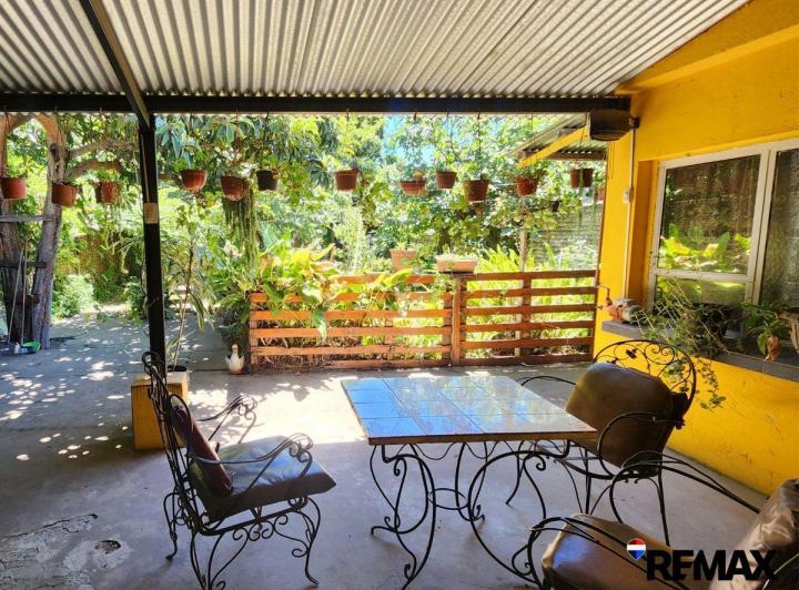 Casa · 123m² · 4 Ambientes · 1 Cochera