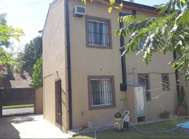 Casa · 128m² · 2 Dormitorios · 1 Cochera