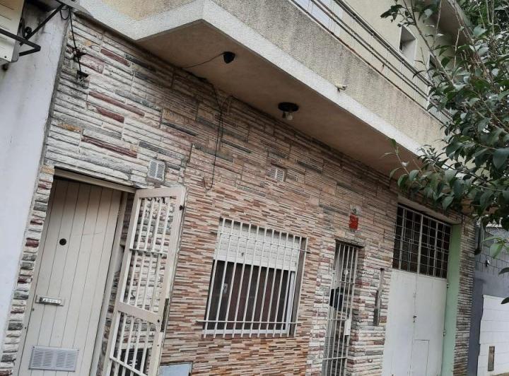 Casa · 120m² · 4 Ambientes · 3 Cocheras